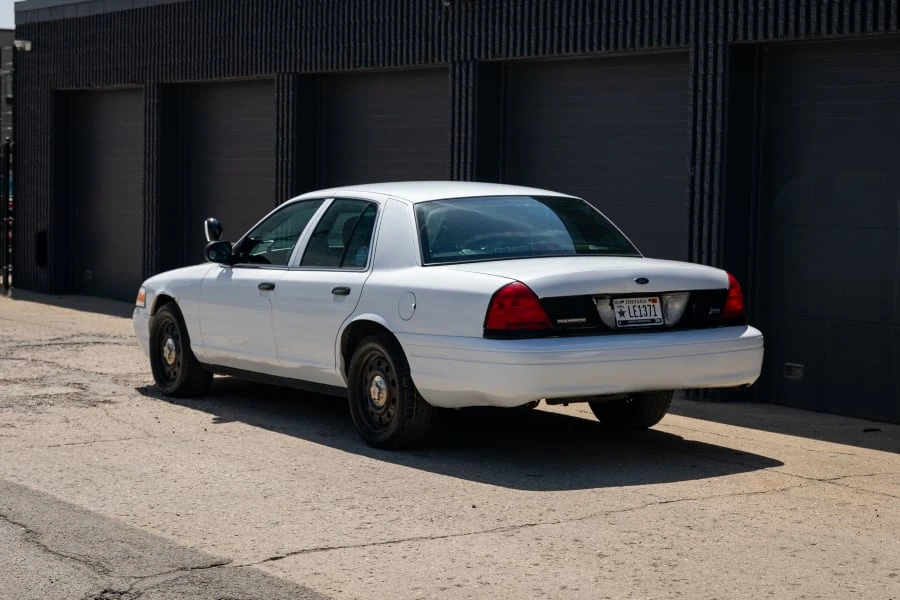 2011 Ford Crown Victoria - Image 11 of 25