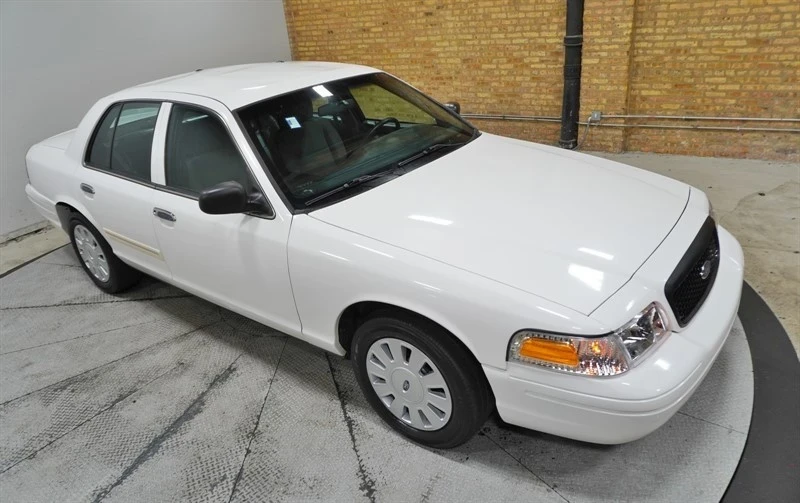 2011 Ford Crown Victoria - Image 7 of 12