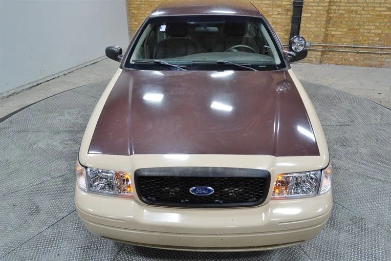 2011 Ford Crown Victoria - Image 5 of 12