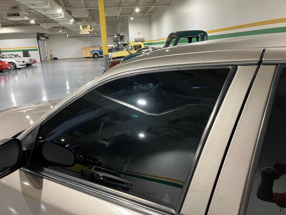 2011 Ford Crown Victoria - Image 19 of 31
