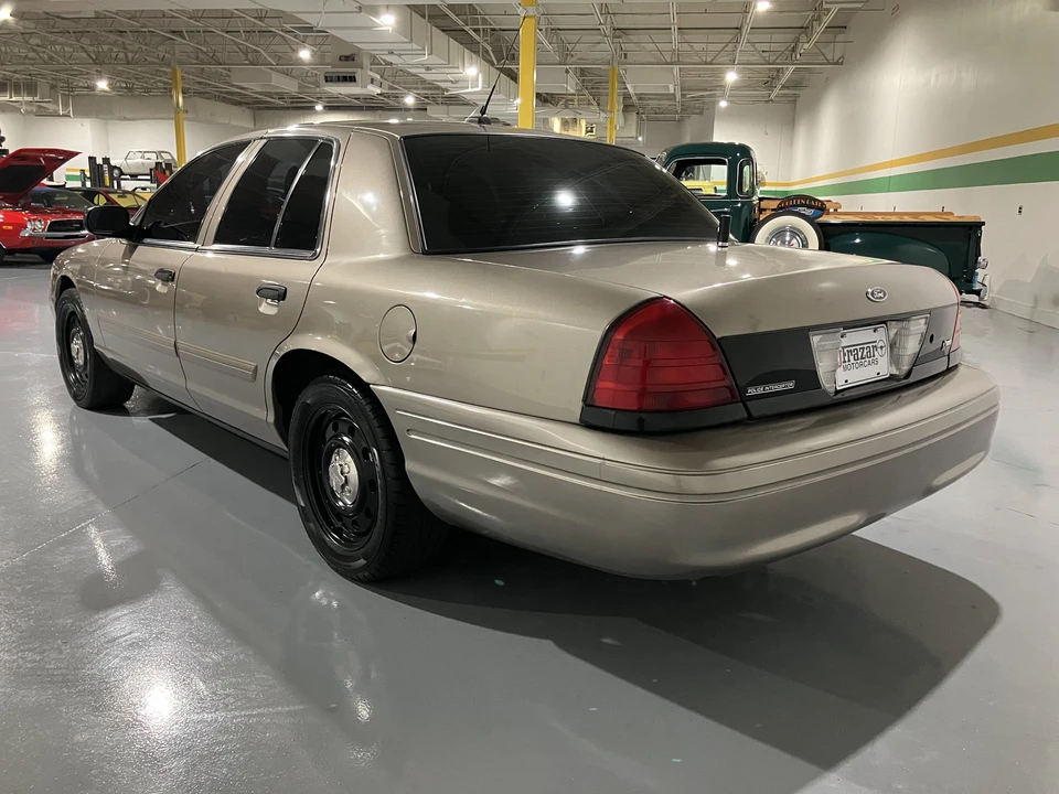 2011 Ford Crown Victoria - Image 7 of 31