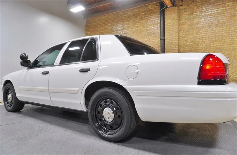2011 Ford Crown Victoria - Image 19 of 21