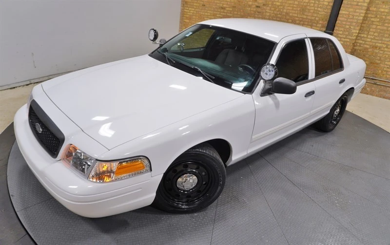 2011 Ford Crown Victoria - Image 2 of 21