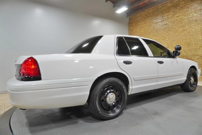 2011 Ford Crown Victoria - Image 12 of 21