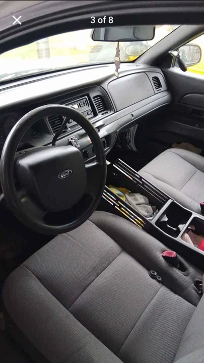 2011 Ford Crown Victoria - Image 7 of 8
