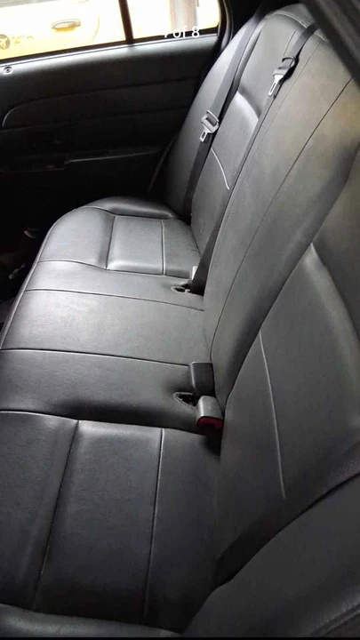 2011 Ford Crown Victoria - Image 8 of 8