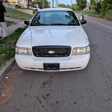 2011 Ford Crown Victoria Sedan 4D