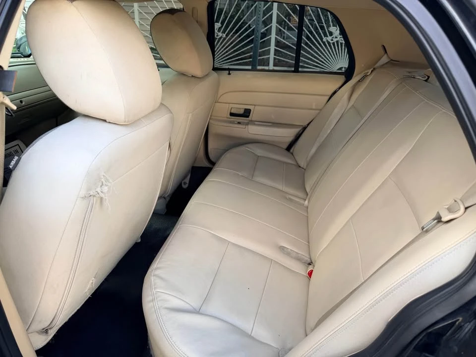 2011 Ford Crown Victoria - Image 4 of 7