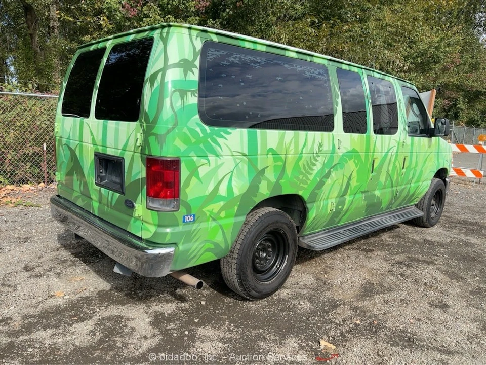 2011 Ford Econoline Van - Image 4 of 12