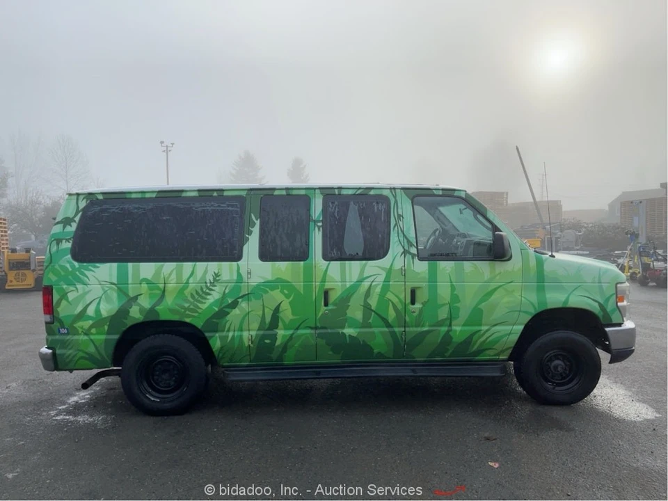 2011 Ford Econoline Van - Image 6 of 12