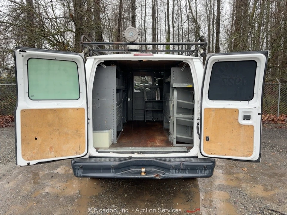 2011 Ford Econoline Van - Image 9 of 12