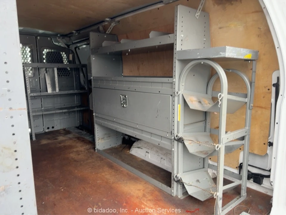 2011 Ford Econoline Van - Image 11 of 12