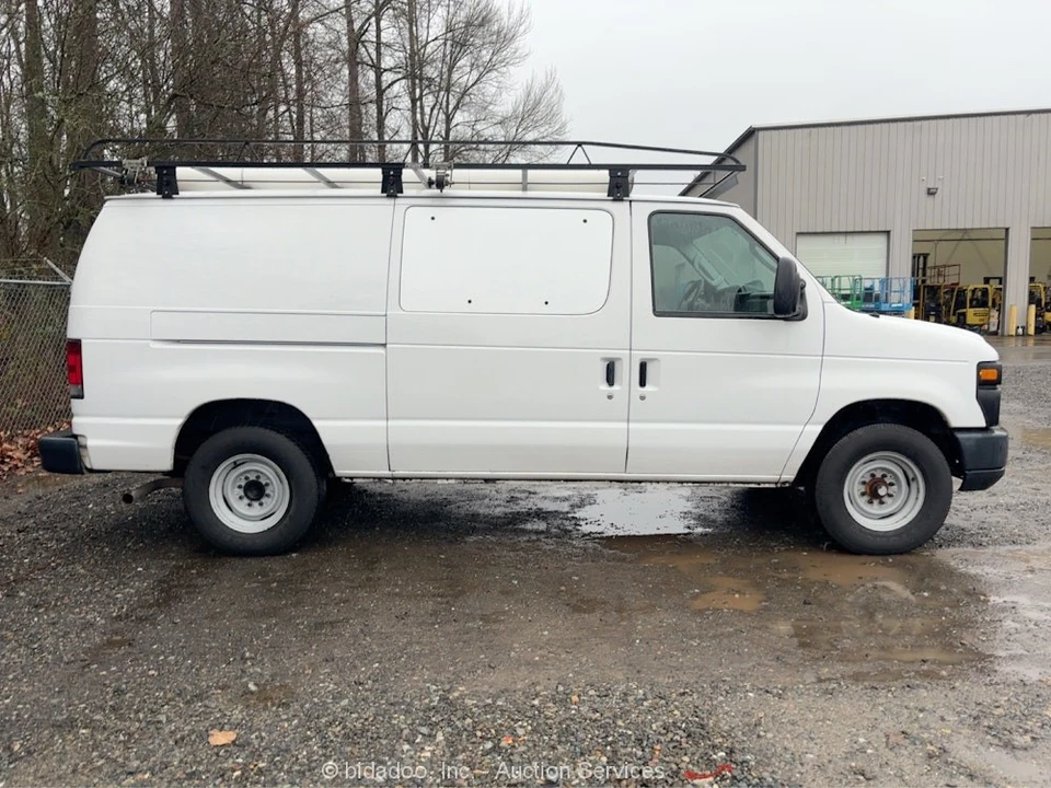 2011 Ford Econoline Van - Image 6 of 12