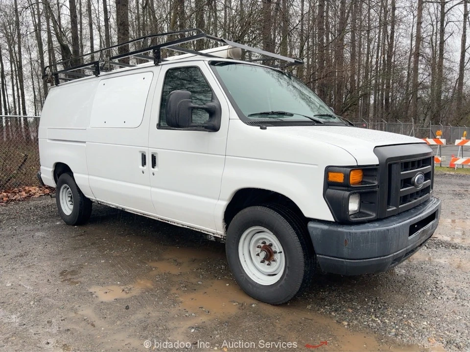 2011 Ford Econoline Van - Image 2 of 12