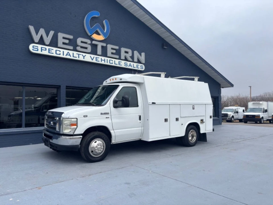 2011 Ford Econoline Van - Image 6 of 12