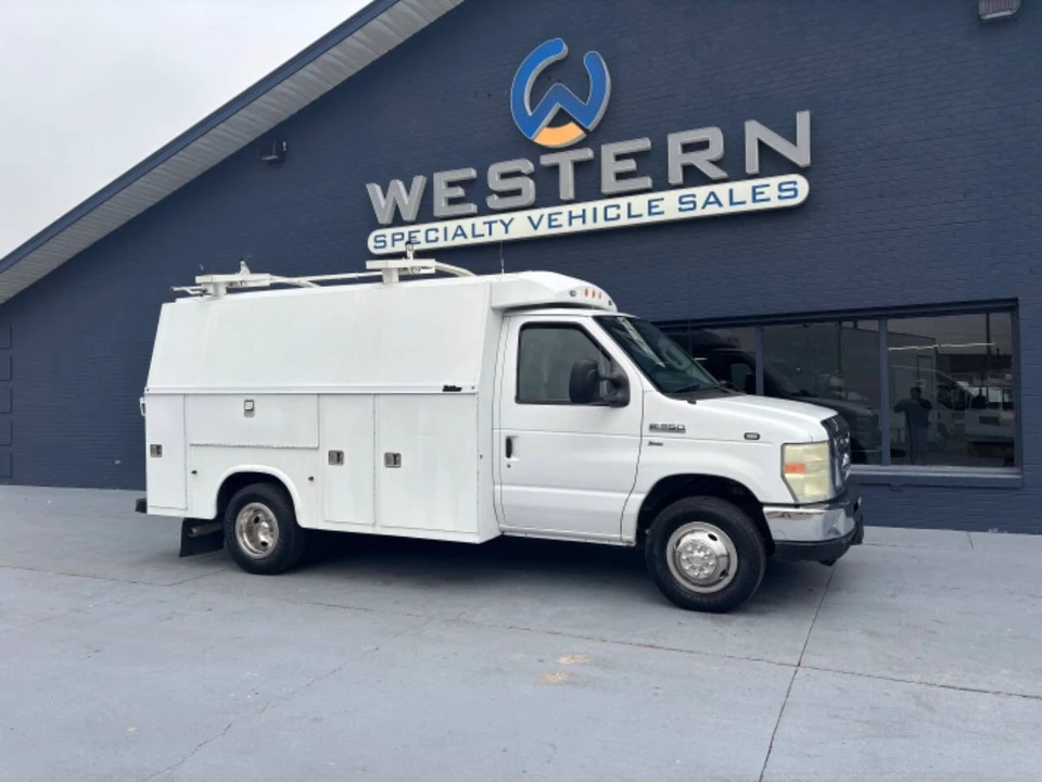2011 Ford Econoline Van - Image 3 of 12
