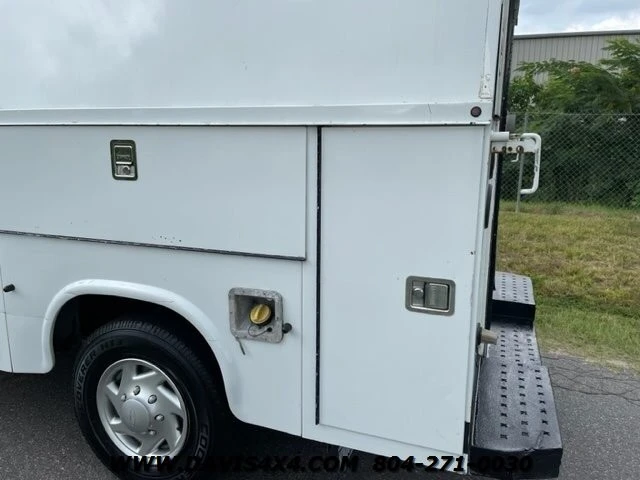 2011 Ford Econoline Van - Image 31 of 31