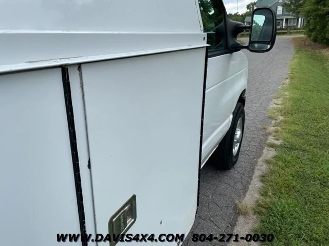 2011 Ford Econoline Van - Image 21 of 31