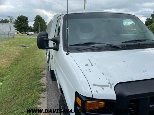 2011 Ford Econoline Van - Image 25 of 31