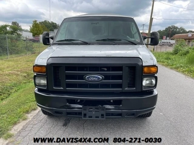 2011 Ford Econoline Van - Image 7 of 31