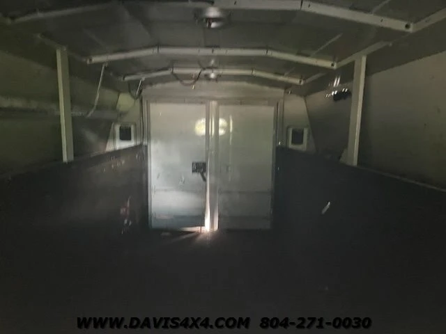 2011 Ford Econoline Van - Image 17 of 31