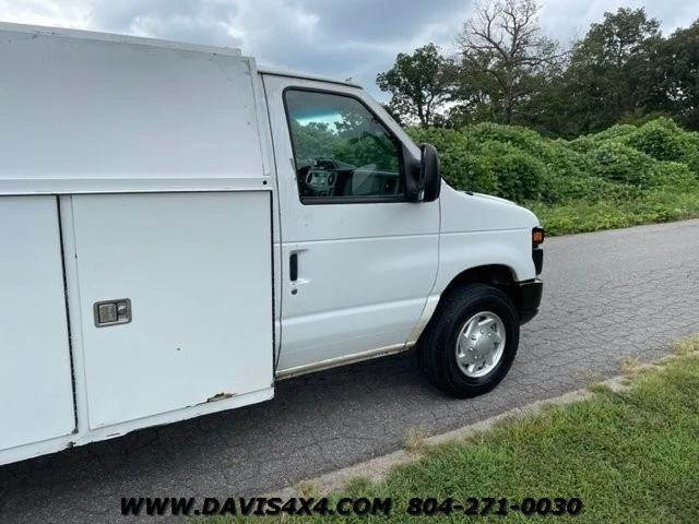 2011 Ford Econoline Van - Image 20 of 31