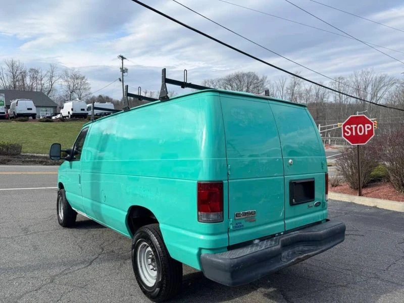 2011 Ford Econoline Van - Image 3 of 12