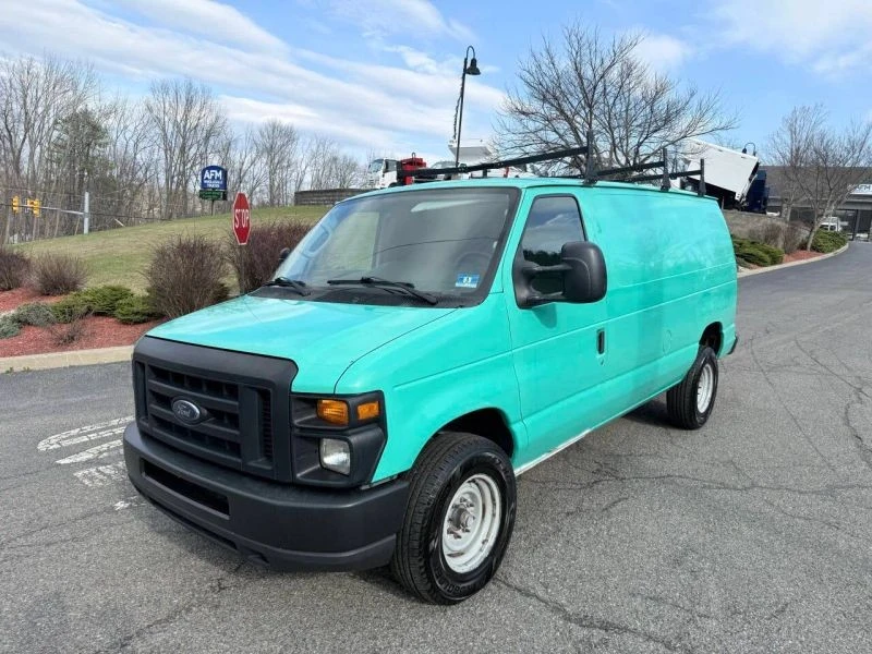 2011 Ford Econoline Van - Image 2 of 12