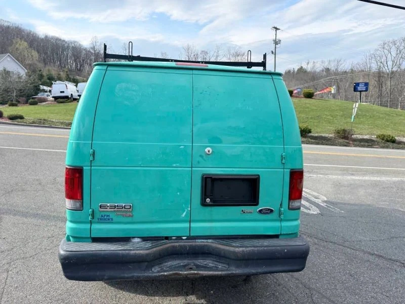 2011 Ford Econoline Van - Image 5 of 12