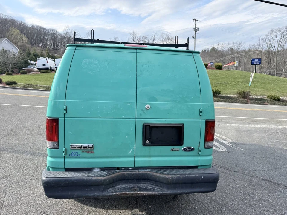 2011 Ford Econoline Van - Image 6 of 18