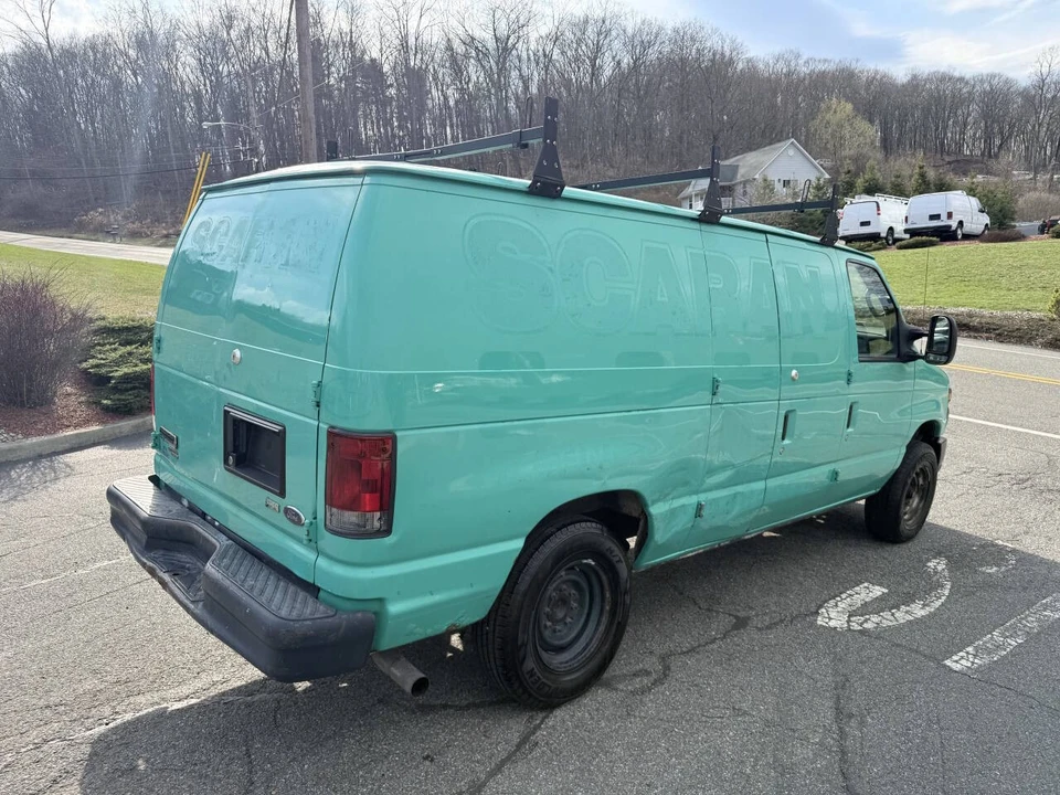 2011 Ford Econoline Van - Image 6 of 17