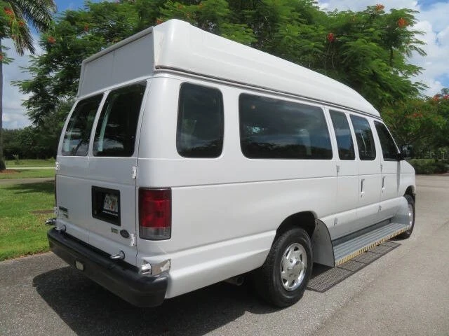 2011 Ford Super Duty 3rd Gen - Image 16 of 31