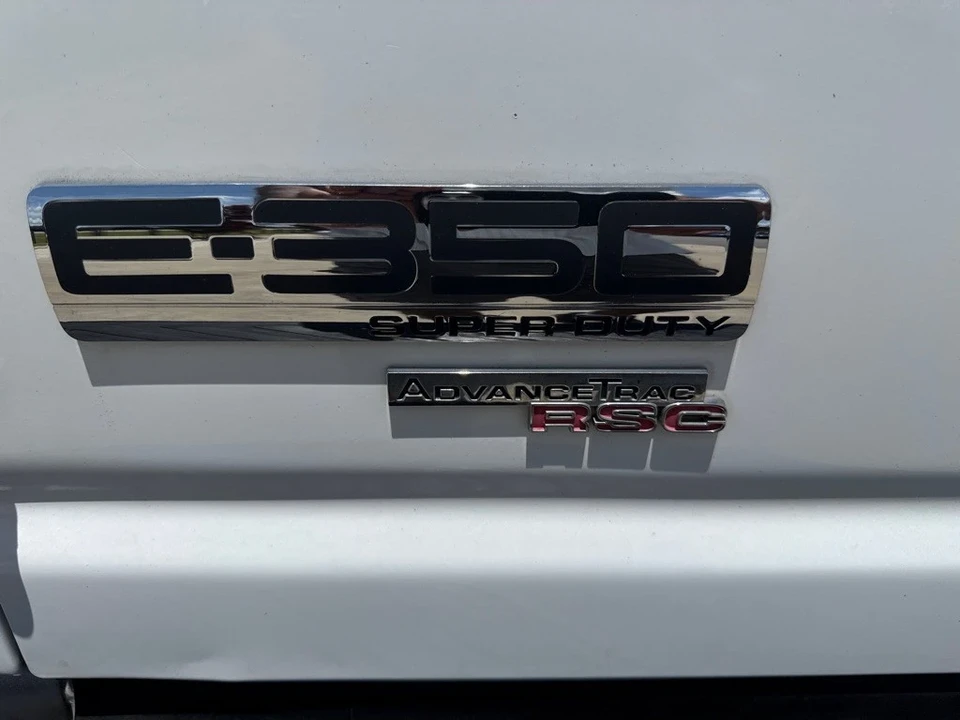 2011 Ford Econoline Van - Image 5 of 16