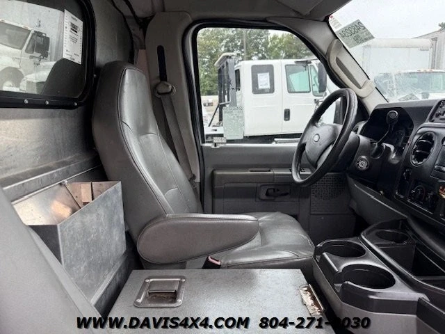2011 Ford Econoline Van - Image 6 of 12