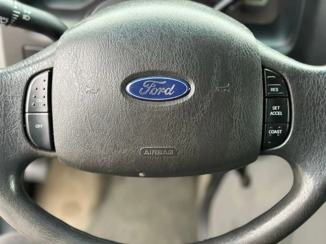 2011 Ford Econoline Van - Image 22 of 22