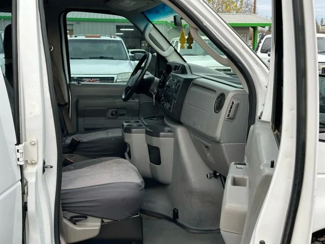 2011 Ford Econoline Van - Image 12 of 12