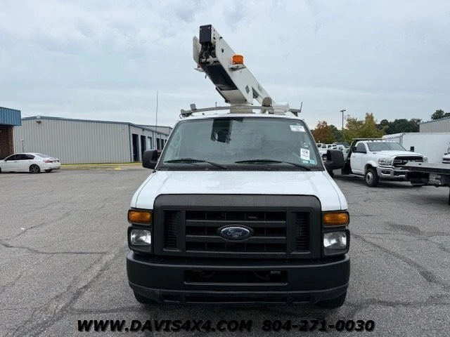 2011 Ford Econoline Van - Image 2 of 12