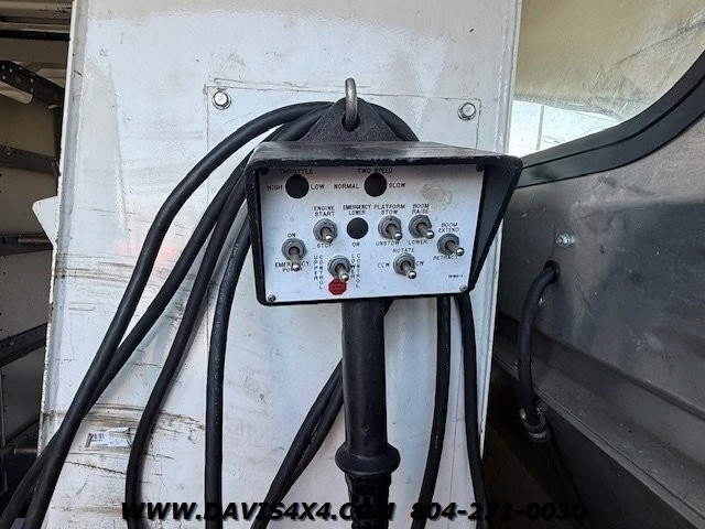 2011 Ford Econoline Van - Image 20 of 28