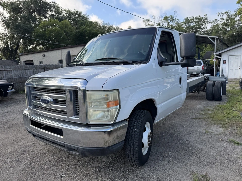 2011 Ford Super Duty 3rd Gen - Image 2 of 24