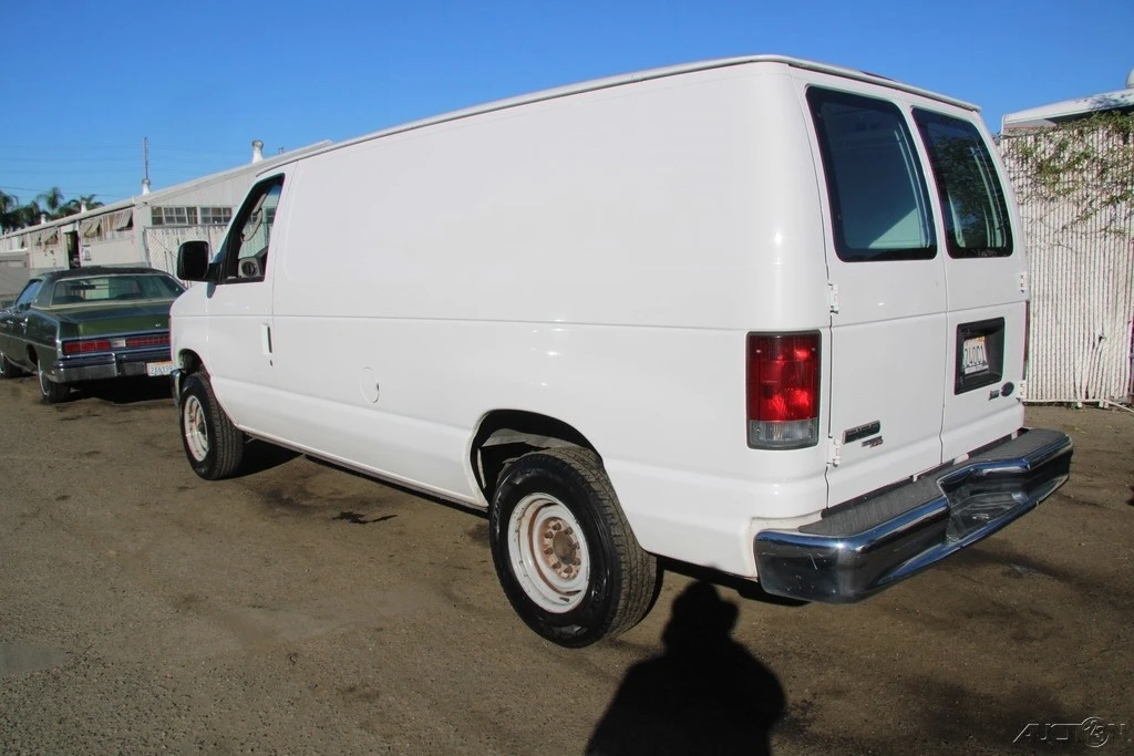 2011 Ford Econoline Van - Image 4 of 21