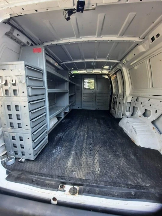 2011 Ford Econoline Van - Image 5 of 11