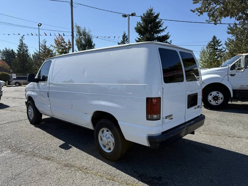 2011 Ford Econoline Van - Image 4 of 20