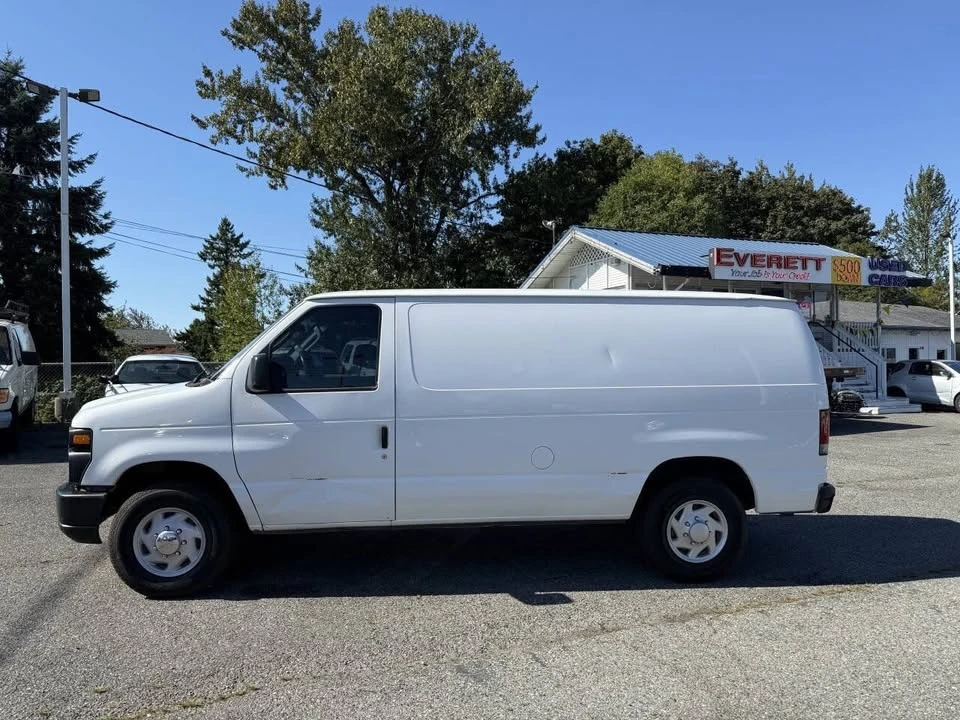 2011 Ford Econoline Van - Image 3 of 20