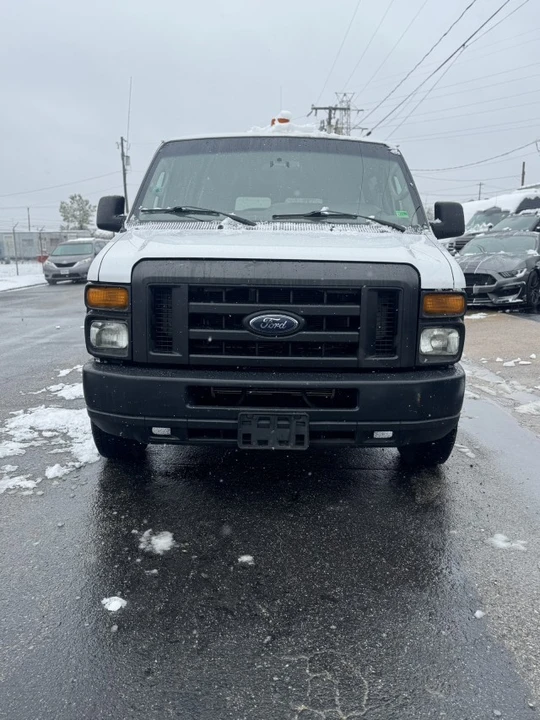 2011 Ford Econoline Van - Image 2 of 13