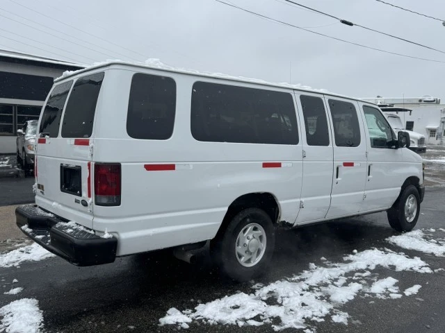 2011 Ford Econoline Van - Image 7 of 13