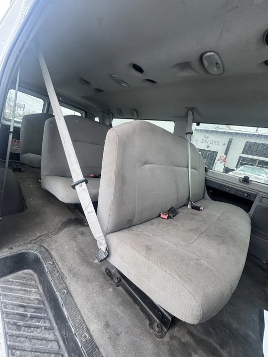 2011 Ford Econoline Van - Image 10 of 13