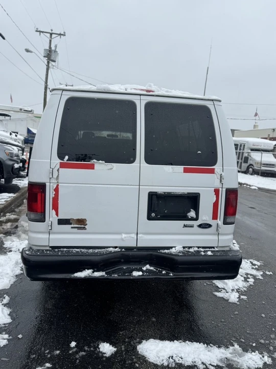 2011 Ford Econoline Van - Image 6 of 13
