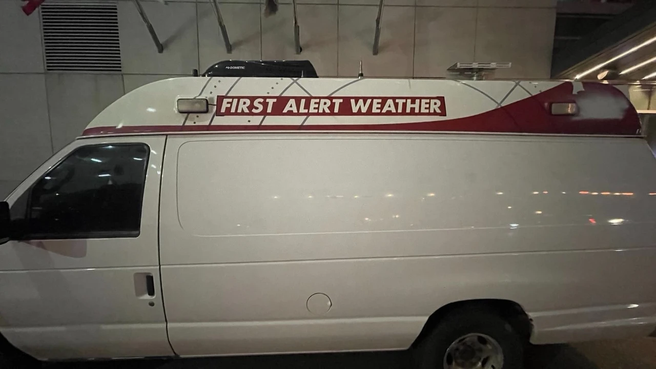 2011 Ford Econoline Van - Image 6 of 20