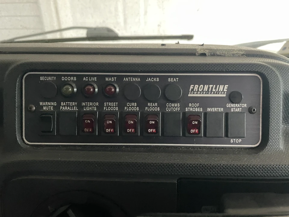 2011 Ford Econoline Van - Image 11 of 20