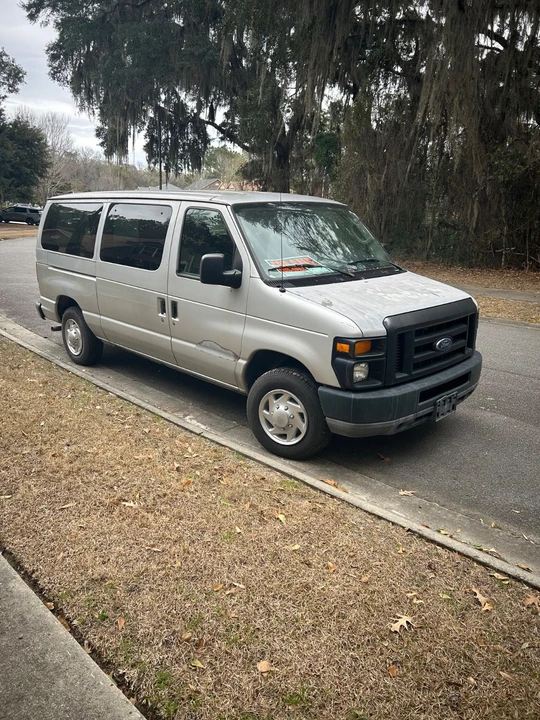 2011 Ford Econoline Van - Image 4 of 21
